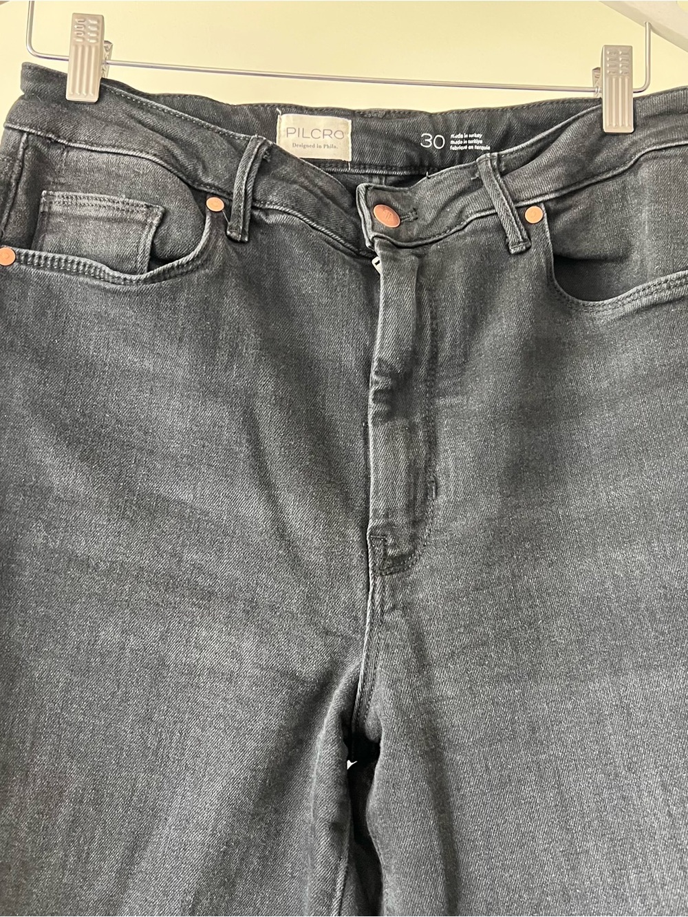 Anthropologie PILCRO wide leg Jeans - size 30